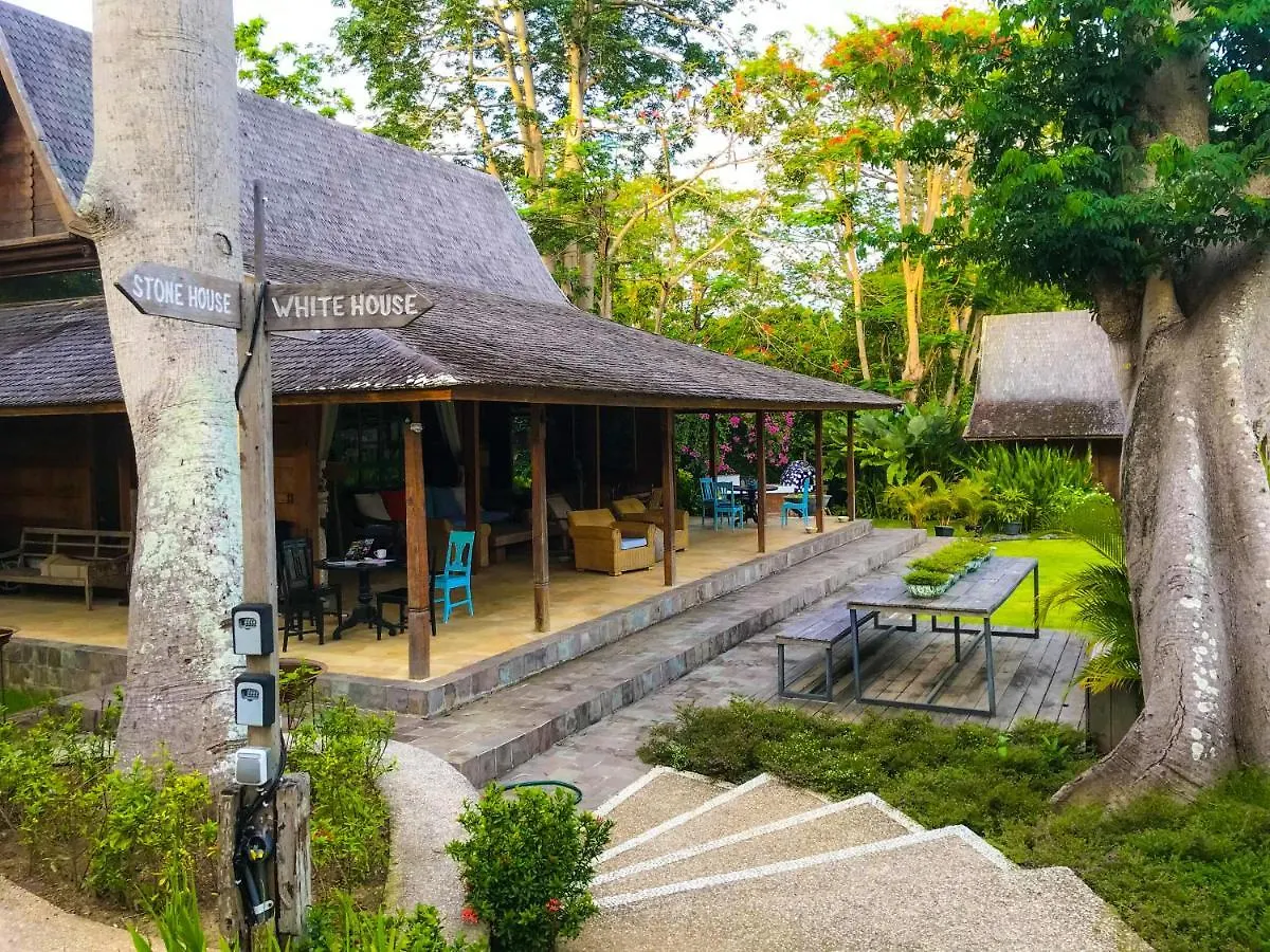 Chanteak Bali - Teak House 1 Jimbaran  Bed & Breakfast